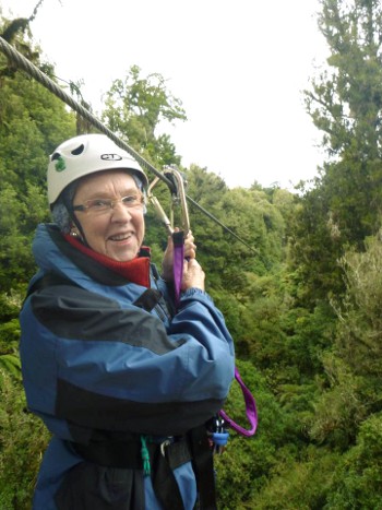 El Canopy Tour de Rotorua está pensado para todas las edades
