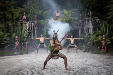 tour guiado a pueblo maorí Tamaki
